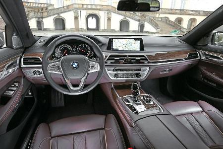 BMW 750i xDrive, Cockpit