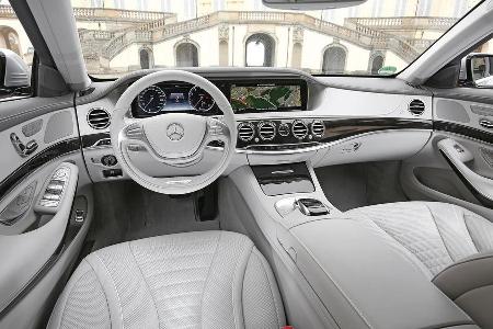 Mercedes S 500 4Matic, Cockpit