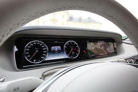 Mercedes S 500 4Matic, Navi, Display