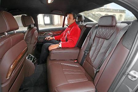 BMW 750i xDrive, Fondsitze