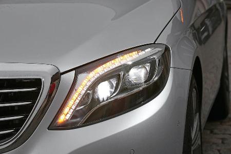 Mercedes S 500 4Matic, Frontscheinwerfer