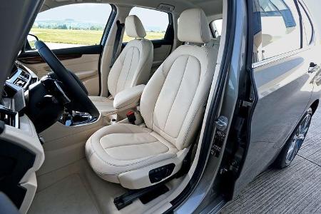 BMW 225i Active Tourer, Fahrersitz