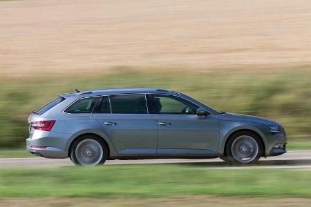 Skoda Superb Combi 2.0 TDI, Seitenansicht