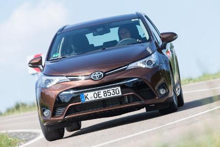 Toyota Avensis Touring Sports 2.0 D-4D, Frontansicht