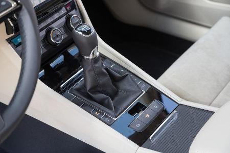 Skoda Superb Combi 2.0 TDI, Schalthebel