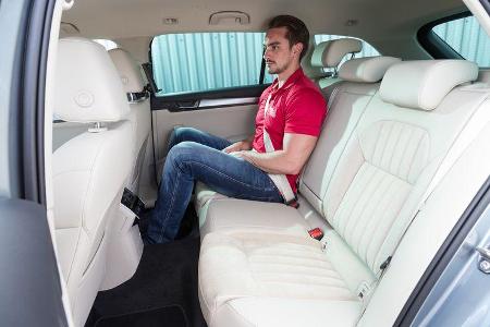 Skoda Superb Combi 2.0 TDI, Fondsitz