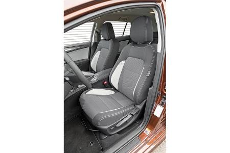 Toyota Avensis Touring Sports 2.0 D-4D, Fahrersitz