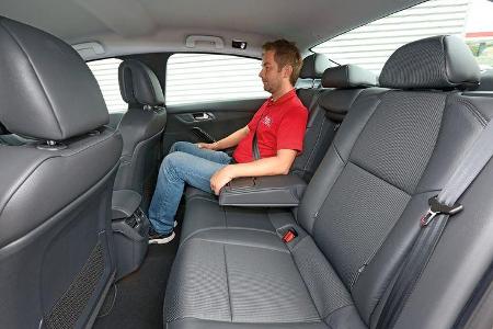 Peugeot 508 BlueHDi 150 Allure, Fondsitz, Beinfreiheit