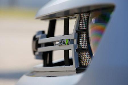 Geiger Chevrolet Camaro ZL1, Khlergrill