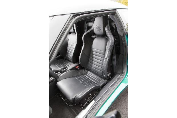Lotus Evora 400, Fahrersitz