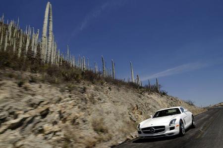 Mercedes-Benz SLS AMG
