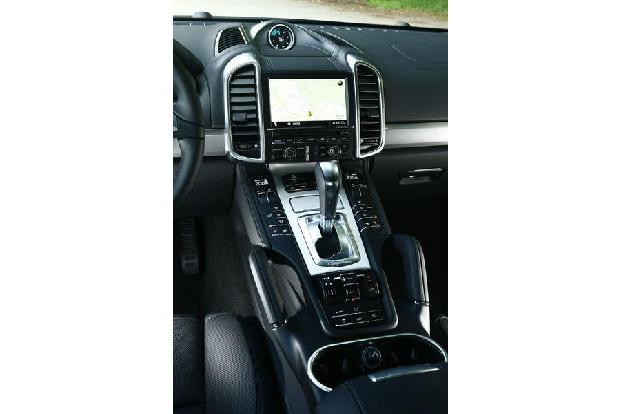 Porsche Cayenne Diesel, Mittelkonsole