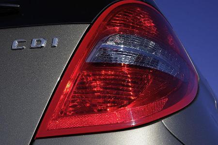 Der ausschließlich zweitürig lieferbare Diesel A 160 CDI ist mit einem Normverbrauch von 4,5 Litern auf 100 Kilometern beson...