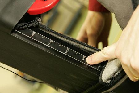 Größenangaben auf den Kopfstützen von Recaro und Storchenmühle.