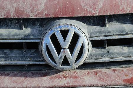 VW Amarok Canyon, Emblem, Khergrill