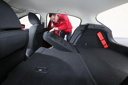 Mazda 3 Skyaktiv D 150, Fondsitz, Umklappen