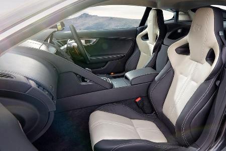 Jaguar F-Type R Coup, Cockpit