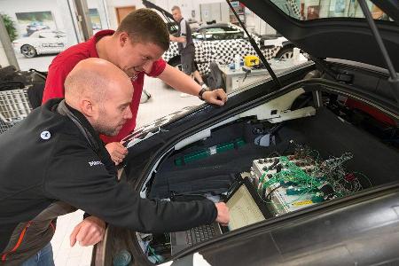 Jaguar F-Type R Coup, Motor, Test