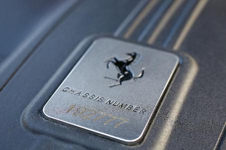 Novitec-Ferrari F12 N-Largo, Chassis-Nummer, Emblem