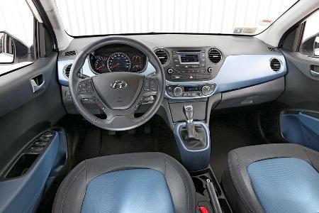 Hyundai i10 blue 1.0 Trend, Cockpit