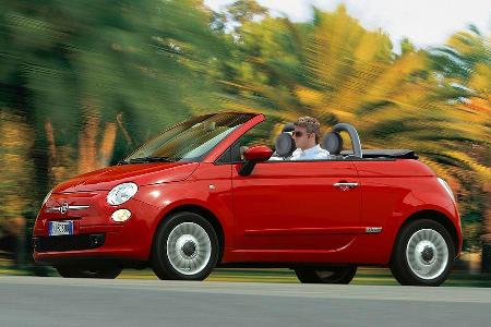 Fiat muss bei den Ablegern des 500 viel mehr auf die Kosten achten als die britischen Kollegen. Das bügelfreie Stoffdach-Cab...