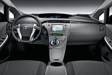 Toyota Prius Plug-in, Cockpit