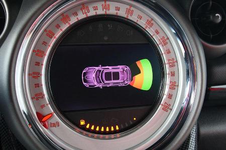 Mini Cooper Countryman, Display, Parkhilfe