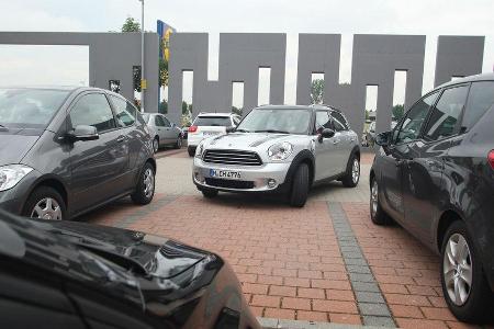 Mini Cooper Countryman, Parken