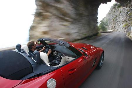 Mercedes SLS AMG Roadster