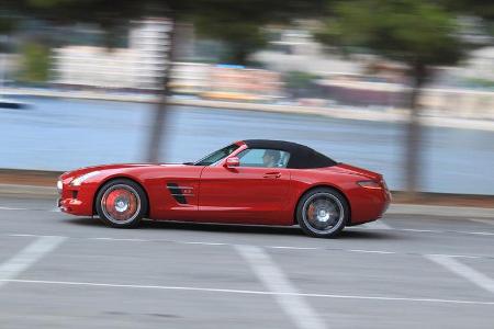 Mercedes SLS AMG Roadster