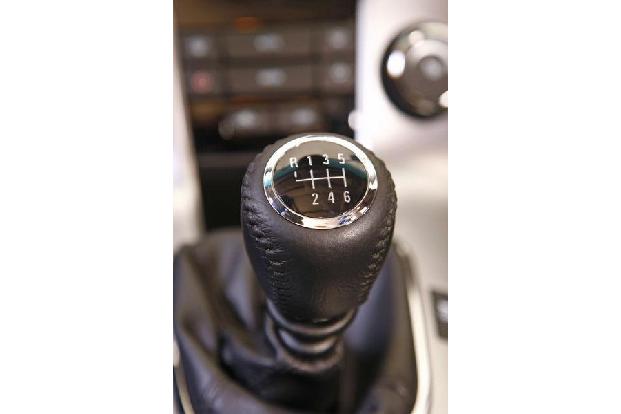 Chevrolet Cruze 2.0 LTZ, Schalthebel, Schaltknauf