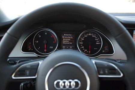 ams2011, Audi A5, Rundinstrumente