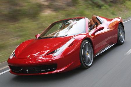 Ferrari 458 Spider, Seite