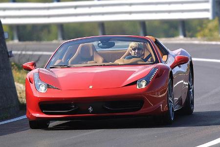 Ferrari 458 Spider, Front