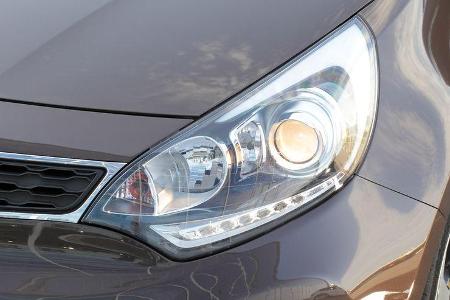 Kia Rio 1.2 Spirit, Scheinwerfer