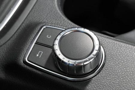 Mercedes B-Klasse, Stellrad