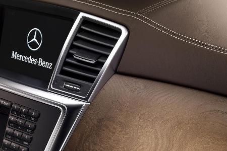 Mercedes M-Klasse, Cockpit
