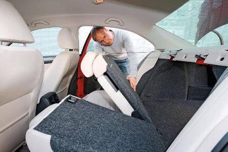 VW Jetta 2.0 TDI Highline, Rcksitz, umklappbar