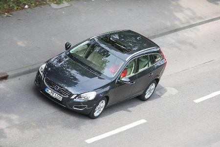 Volvo V60 Drive, Front