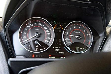 BMW 118i, Rundinstrumente