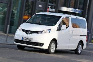 Nissan NV 200 Evalia dCi 110, Frontansicht