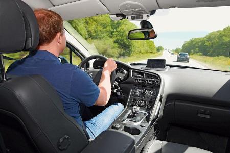 Peugeot 3008 Hybrid4, Innenraum