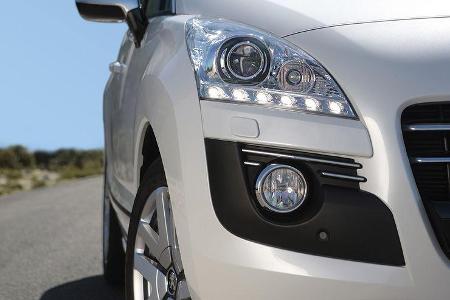 Peugeot 3008 Hybrid4 Scheinwerfer