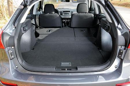 Nissan Lancer Sportback 1.6 XTRA, Kofferraum