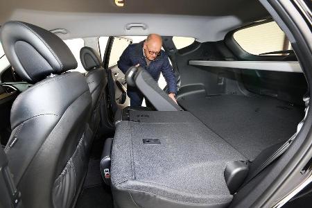 Hyundai Santa Fe 2.2 CRDi 4WD, Rcksitz, Umklappen