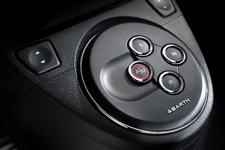 Fiat 500 C Abarth Innenraum