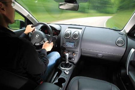 Nissan Qashqai, Cockpit, Innenraum