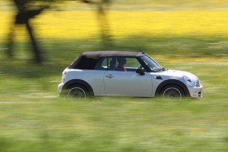 Mini Cooper Cabrio, Seitenansicht, geschlossen