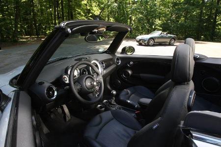 Mini Cooper Cabrio, Detail, Cockpit, Lenkrad, offen