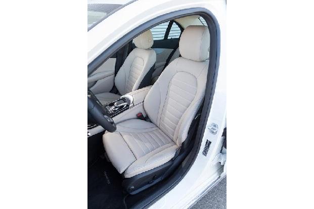 Mercedes C 200, Fahrersitz